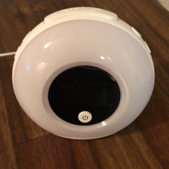 Uplayteck Alarm Clock - Picture 14 of 16